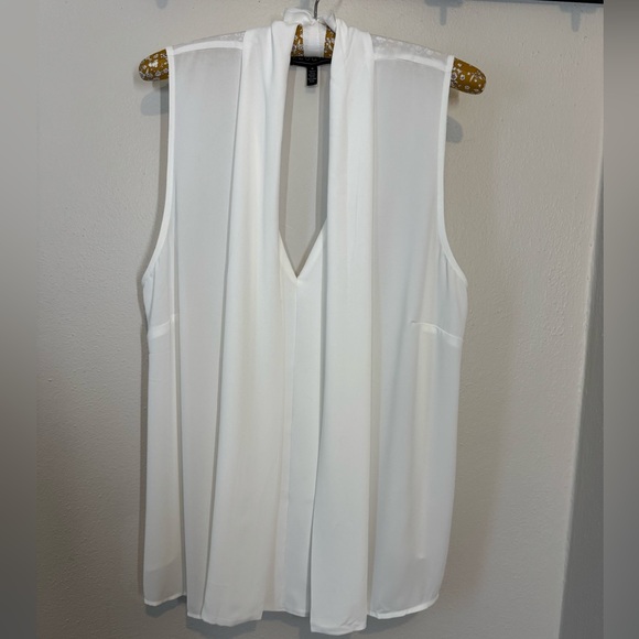 Eloquii Tops - Eloquii White Sleeveless Blouse